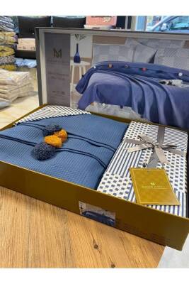 %100 Pamuklu Çift Kişilik Yatak Örtüsü Pike, Waffle Desen, Ponponlu Pike Takımı (İNDİGO) 