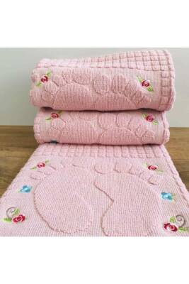 3 Tane Nakışlı Ayak Havlusu %100 Pamuk Ölçü:50x70