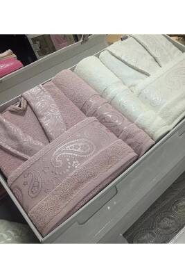 537 Jakarlı 6 Parça Çeyizlik Kutulu Bornoz Seti (PUDRA*KREM)