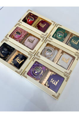 6 Adet Hediyelik Çeyizlik Kutulu Mini Kur'an-ı Kerim Tesbih Ve Taşlı Zikirmatik Setimiz ()