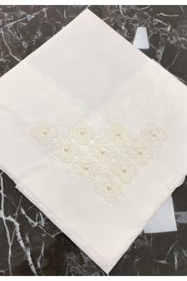 Incili Oya Işlemeli Bohça Krem (Ekru)