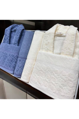 Kadife Jakarlı 6 Parça Bornoz Seti (İndigo*Krem)