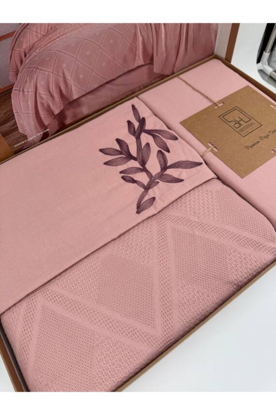 Premium Çift Kişilik Waffle %100 Pamuk, Petek Tasarım Nakışlı  Çift Kişilik Kutulu Pike Takımı (Pembe) - 6